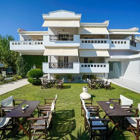 Nikolas * Chrysi Ammoudia