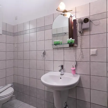 Nikolas Apartman Hriszí Amudiá